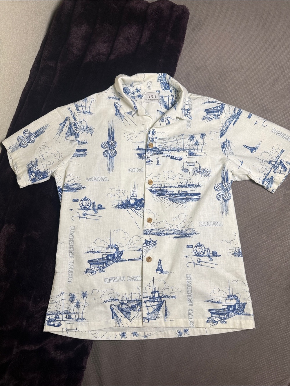 HRH His Royal Highness Hawaii Aloha Shirt Blue Harbor Print Lahaina Honolulu